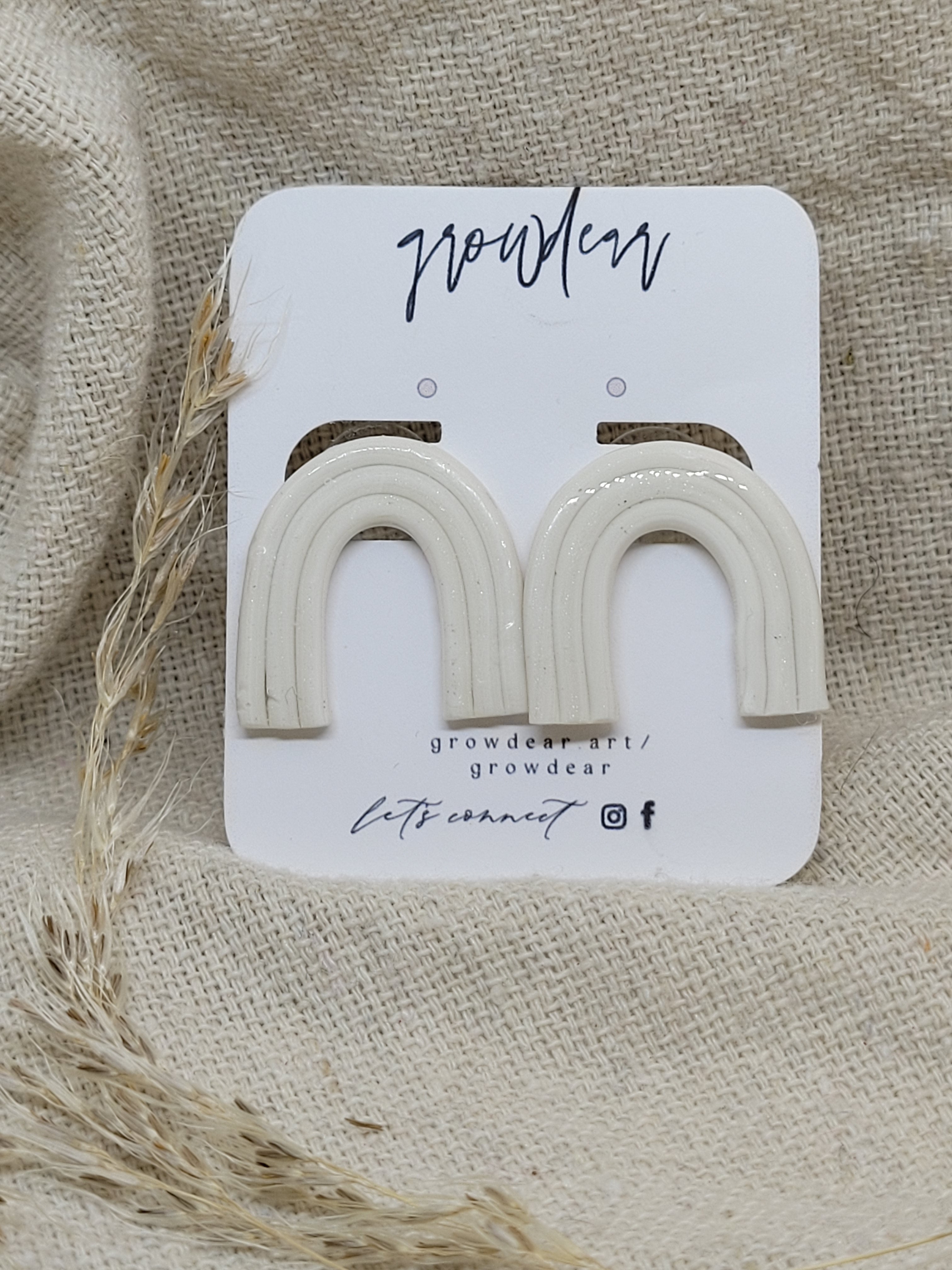 Midsize rainbow studs